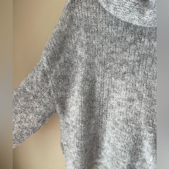 Newbury Kustom Cowl Neck Sweater Size Small - Picture 2 of 7